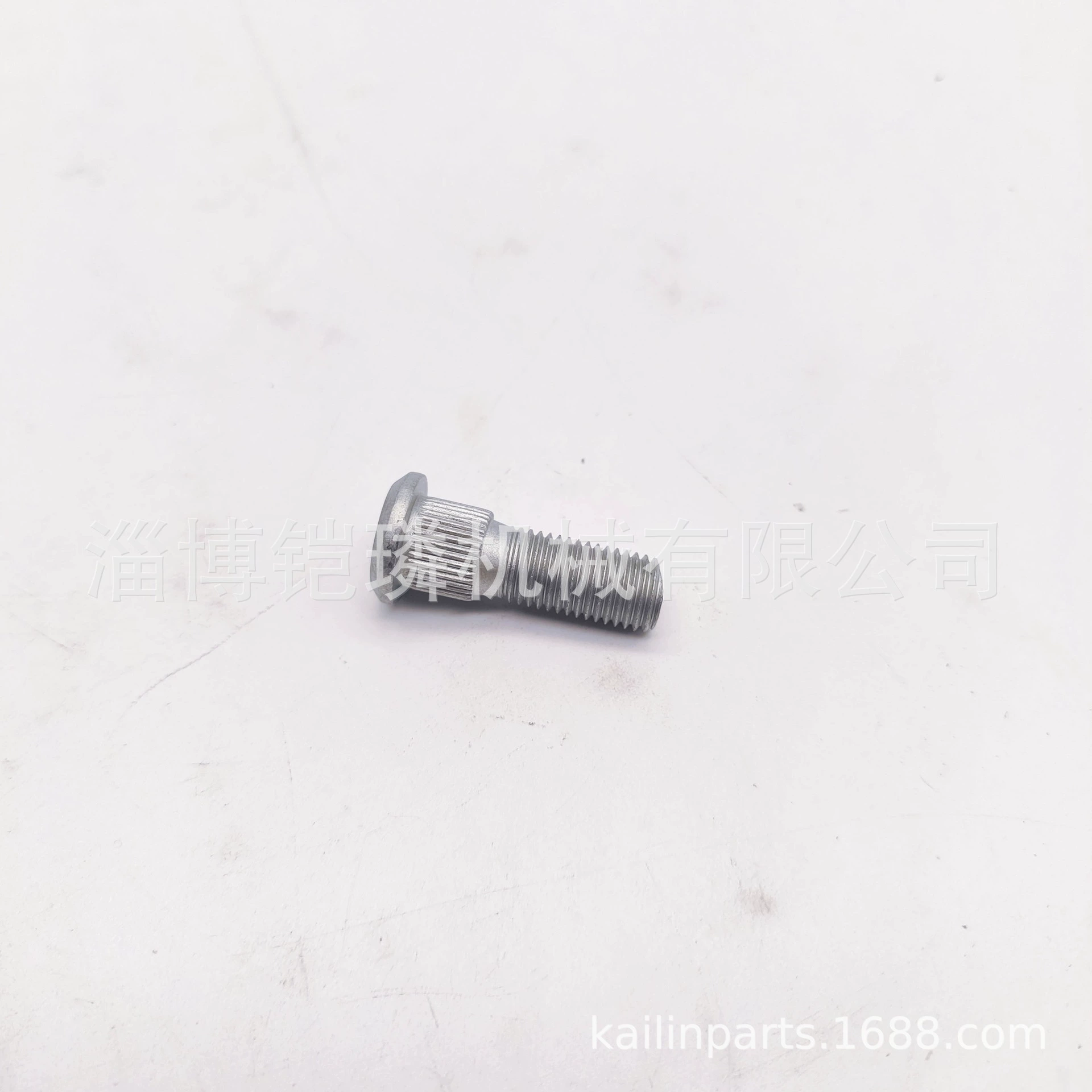 Кронштейн переднего колеса для багги серии Spring Breeze — болт 9010-070201