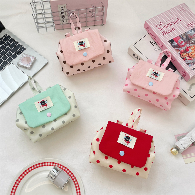 68184 Korean-style portable mini key bag, makeup bag, carry-on bag, polka dot large pouch, earphone and coin storage bag 68184 Korean-style portable mini key bag, makeup bag, carry-on bag, polka dot large pouch, earphone and coin storage bag