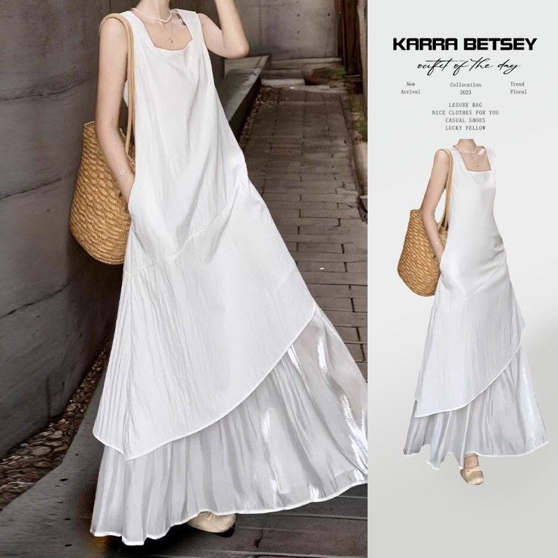 White summer sleevless dress