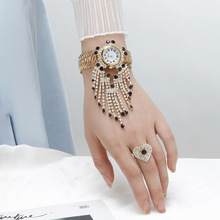 抖音新款时尚大气女士手表镶钻数字石英女手镯表戒指套装一件代发