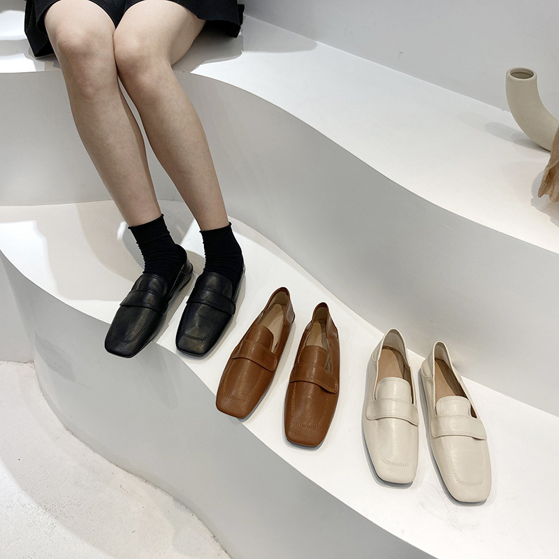 콩 신발 여성용 2021 새로운 심플 플랫 캐주얼 신발 슬립온 로퍼 폭발 작은 가죽 신발