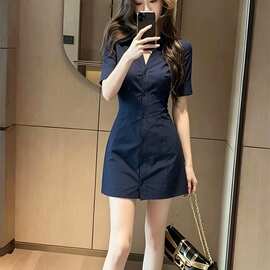 法式收腰短袖衬衫连衣裙女设计感御姐轻熟性感气质短裙子夏季新款