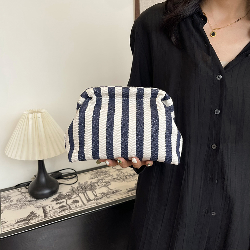 Cross-border New Fashion Color Striped Cosmetic Bag Women's Change Mobile Phone Storage Bag Trendy Small Cloud Clutch Bag
