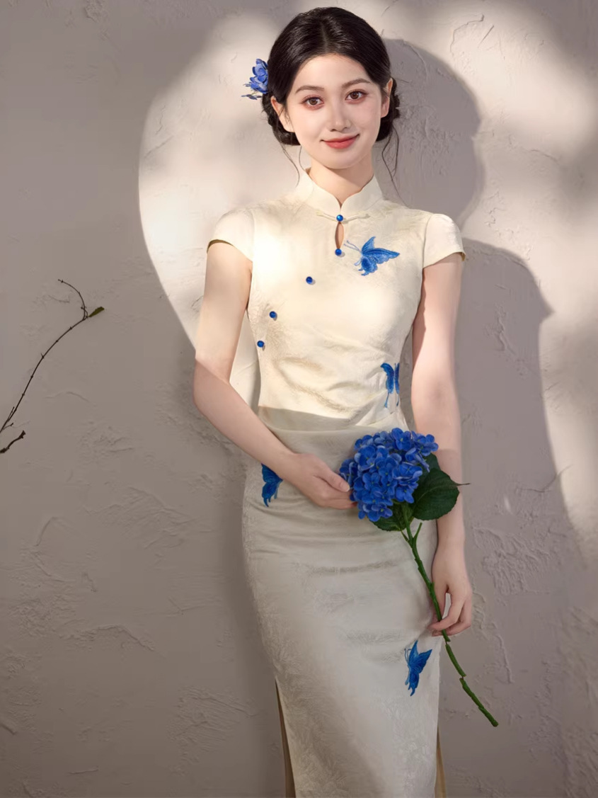 Summer long blue cheongsam