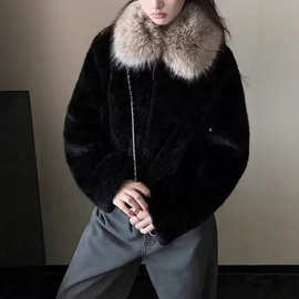 '暖冬咩咩'【黑色新色】大毛领短款环葆羊羔毛保暖外套女