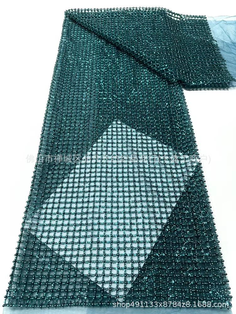 Tejido de bordado de cuentas pesadas, vestido de boda de alta gama, bordado de tela, vestido de noche de Oriente Medio, stock image 12