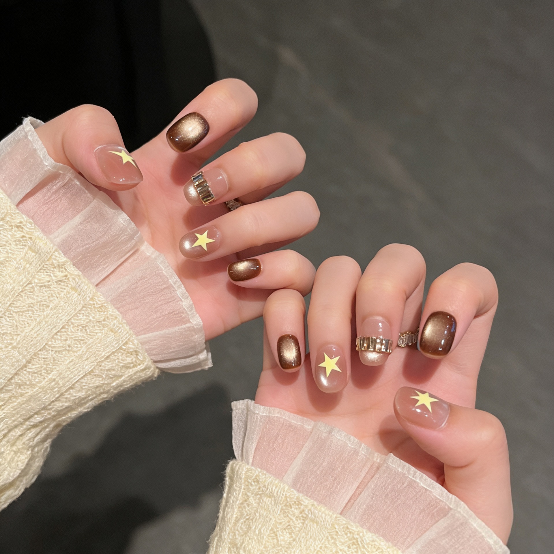 Uñas postizas de ojo de gato transfronterizas, piezas de uñas hechas a mano, uñas postizas, arte de uñas portátil, estilo largo de alta gama.