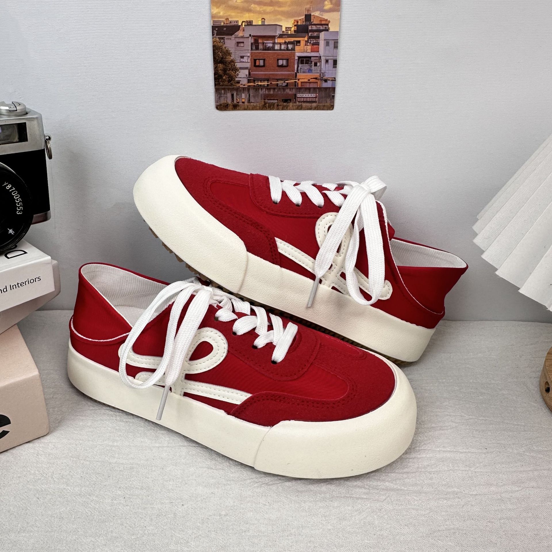 6652 zapatos de lona de suela gruesa mujer 2025 primavera nuevo estilo estudiante todo fósforo zapatos chic zapatos blancos casuales originales mujeres
