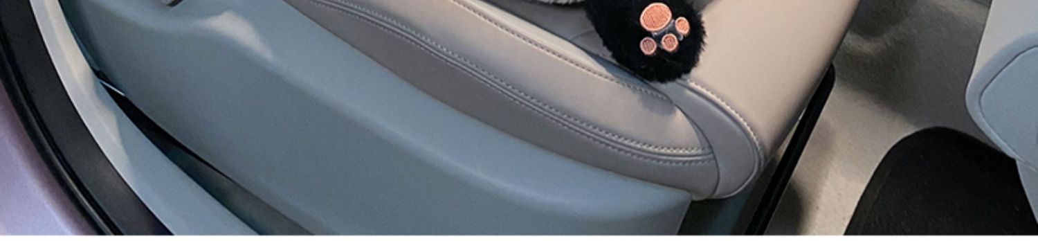 Car headrest neck pillow a pair of summer plush car pillow cute cartoon Four Seasons universal car pillow for women