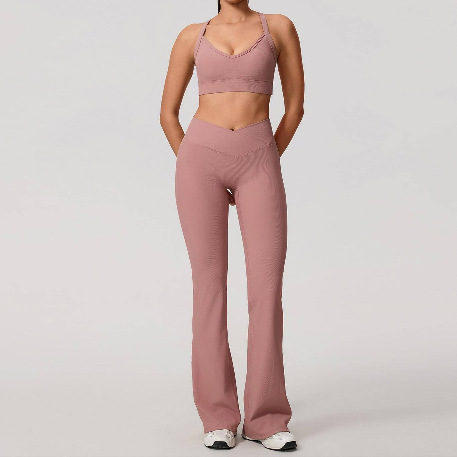 Europa y América sexy cruzada belleza de espalda deportiva al aire libre chaqueta con cremallera piernas anchas cintura alta y largo conjunto de pantalones de calzado 7005