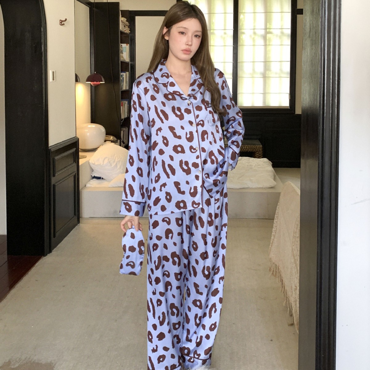 YUXIU【蓝山生巧】眼罩复古法式秋季新款豹纹冰丝长袖家居服