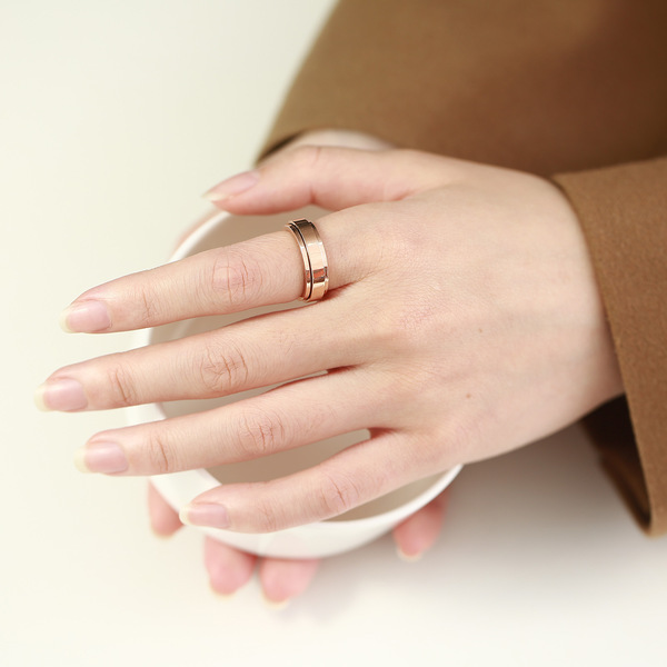 Golden glossy ring stainless steel