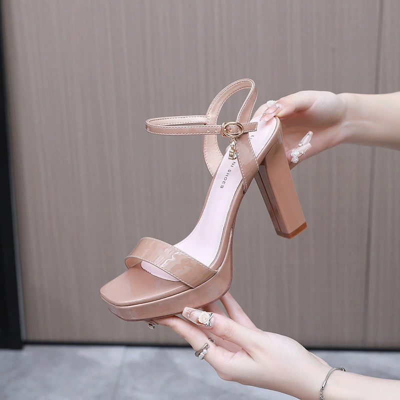 2024 летние толстые каблуки новые сандалии квадратная голова 11 см высокие каблуки
