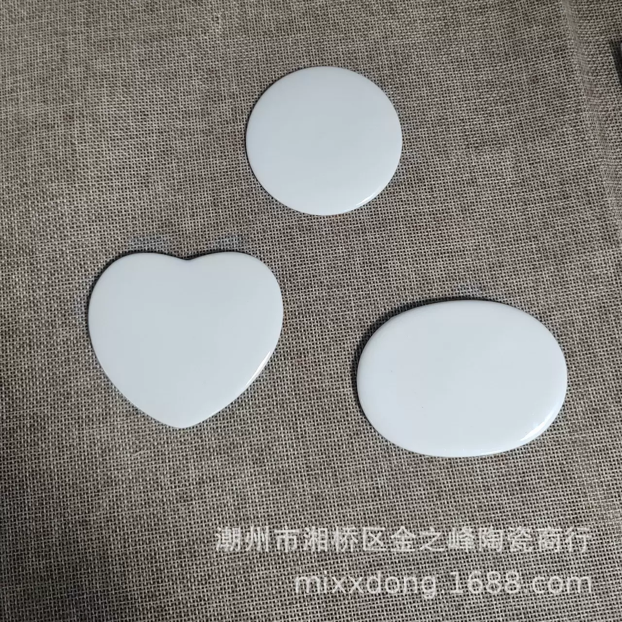 亚马逊白色冰箱贴陶瓷纯白工艺品欧式圣诞圆形心形椭圆形旅游纪念