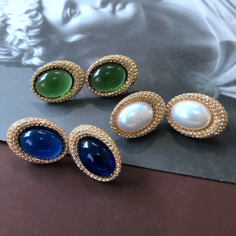 Baroque Pearl Color Gemstone Stud Earrings Wholesale Nihaojewelry display picture 17