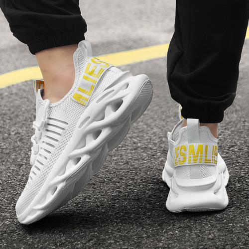 Men's Breathable Flyknit Sports Shoes for Autumn 2025, Knit Men's Shoes with Interlocking Sole, Hollowed-Out Thick Sole, Large Size Casual Shoes