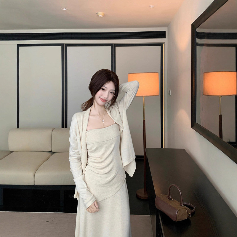 温柔风抹胸褶皱背心长袖开衫外套高腰半身裙女2025秋季新款套装潮|undefined