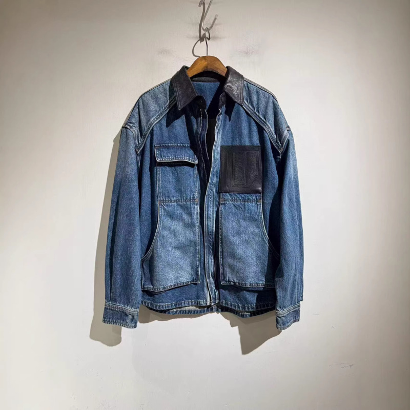 Denim Jacket with a Stylish Design, Fashionable Denim Outerwear, 2025 Early Autumn New Barn-Style Jacket, Versatile Top