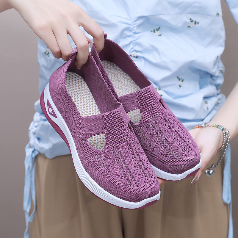 2026 Spring Model Perforated Sneakers for Middle-Aged and Elderly Women, Non-Slip, Shock-Absorbing, Breathable Women's Shoes, Fly-Knit Fabric Surface, Cross-Border Hit