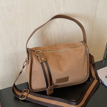 �͹����^����Ů2025�¿�¹��Ƥ�߼���С����ʿ�D���ٴ�μ�б���