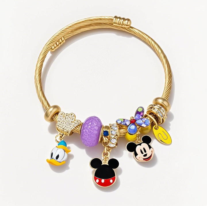 Cross-Border New Cartoon Animation Cute Donald Duck Mickey Bracelet Panjia Creative Charm Alloy Jewelry Wholesale Cross-Border New Cartoon Animation Cute Donald Duck Mickey Bracelet Panjia Creative Charm Alloy Jewelry Wholesale