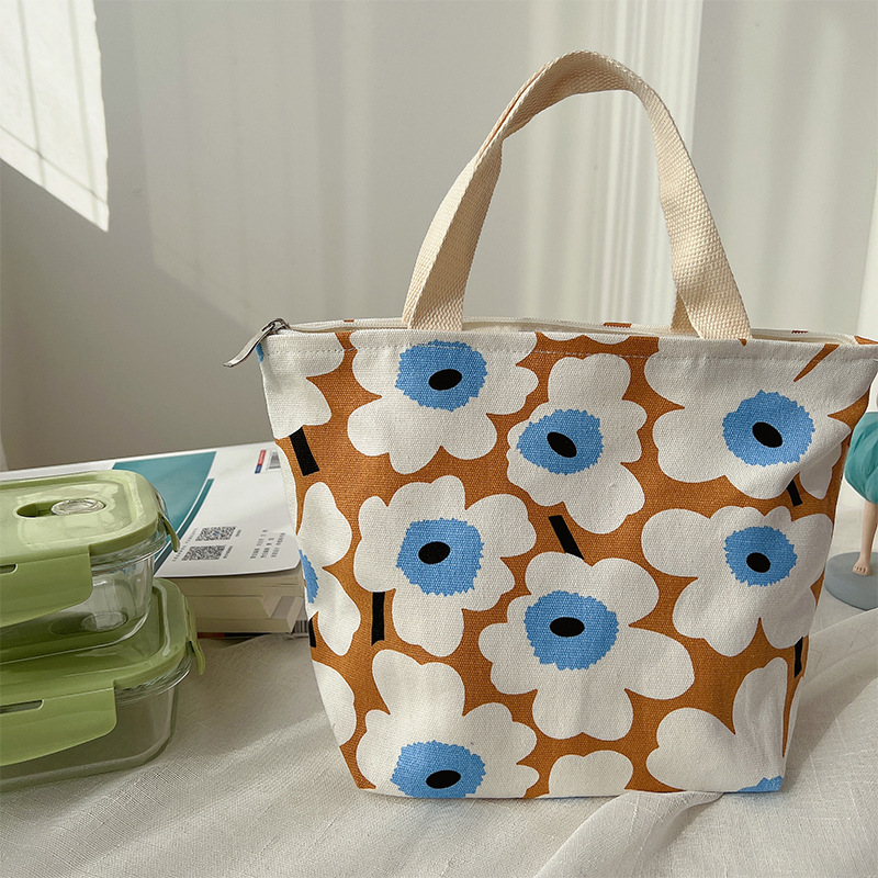 Fondo de café flores blancas