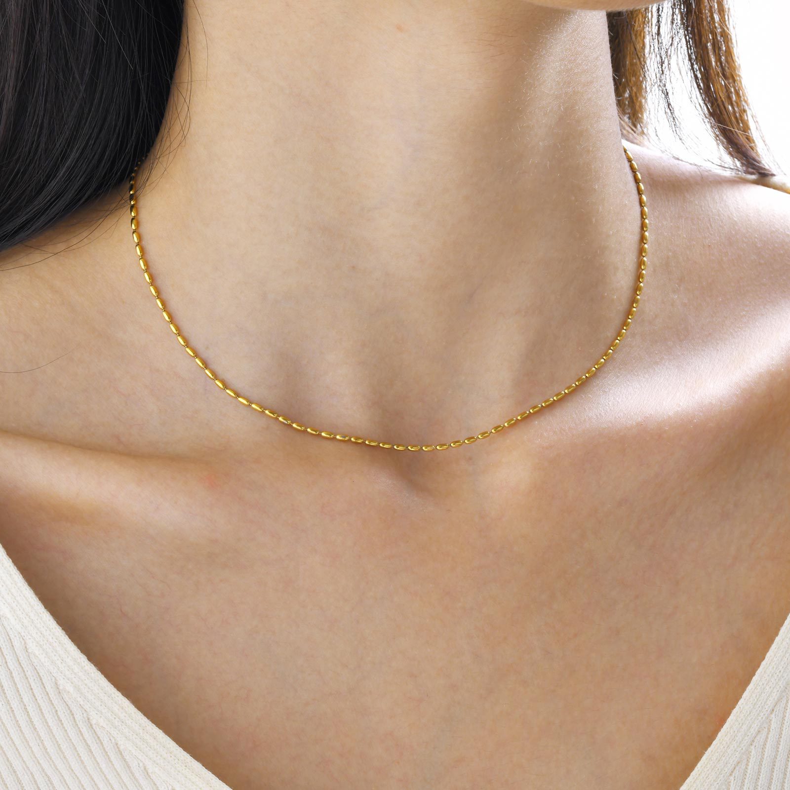 Collar minimalista de acero inoxidable con cuentas para mujer_voghion.com