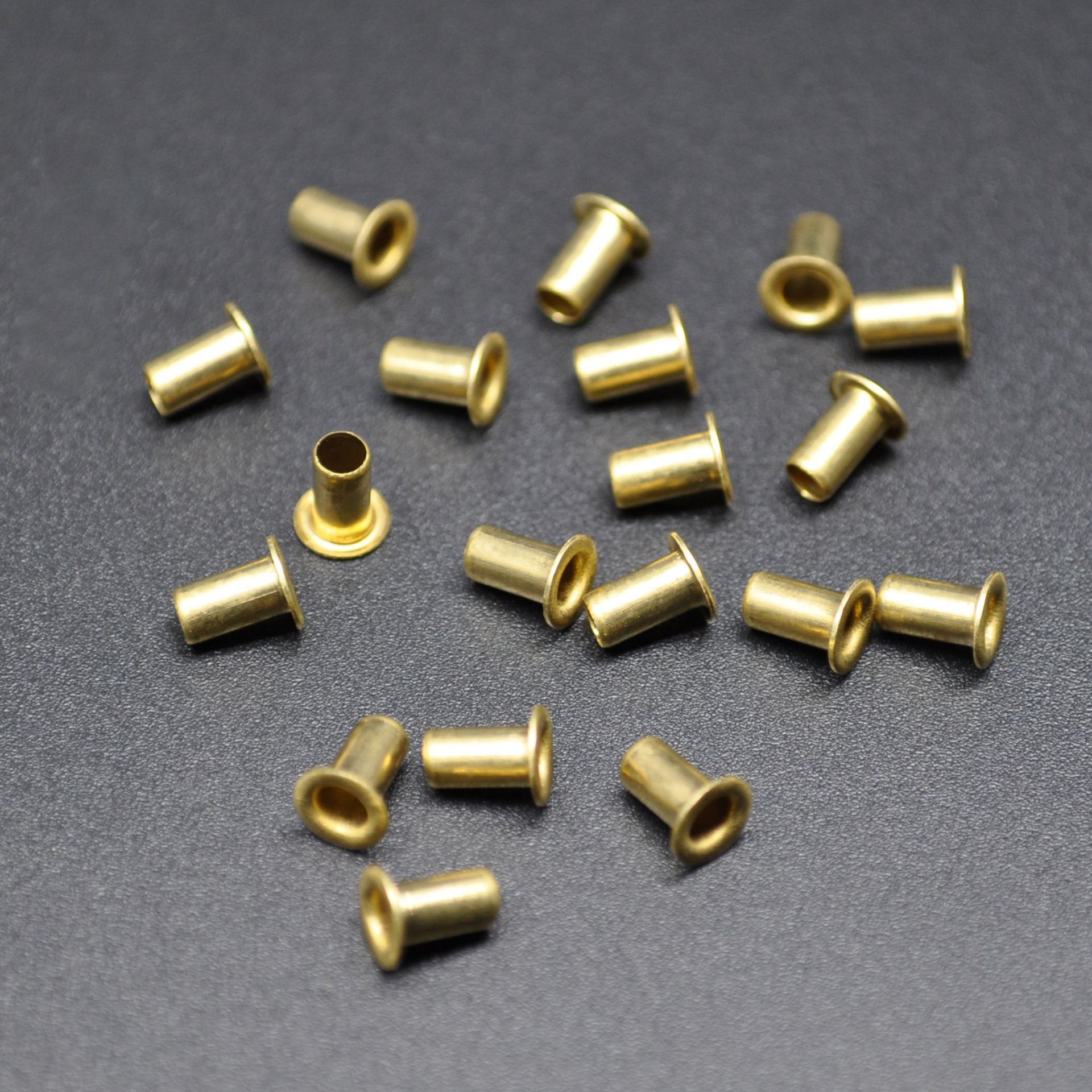 东莞厂家3.8*2.5*6.5/6.7电子铜鸡眼线路板电子pcb空心鸡眼扣气眼