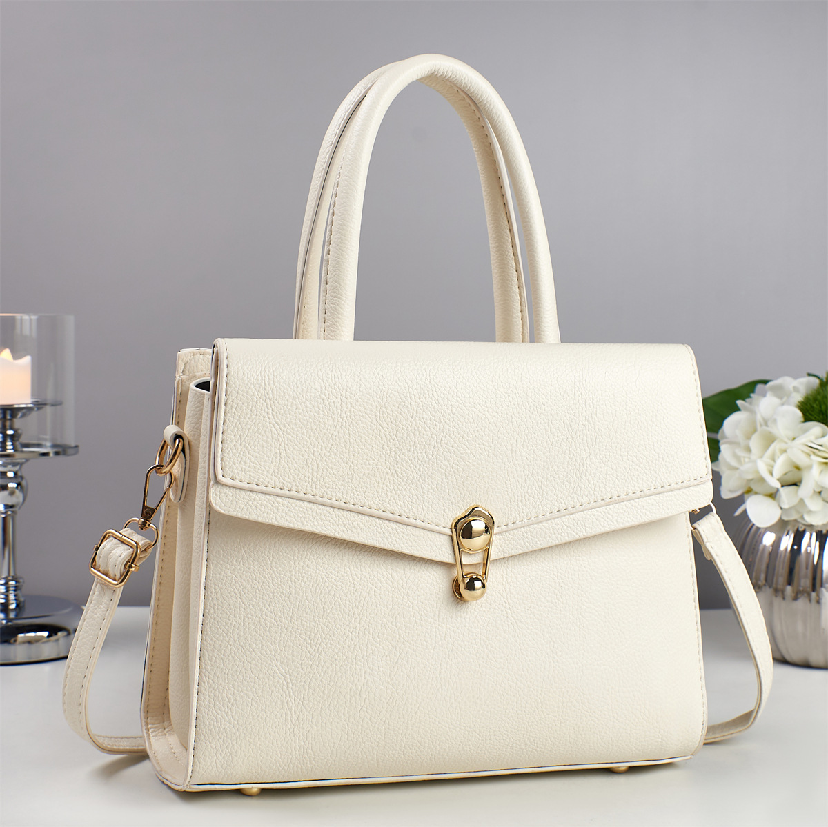 Bolso pequeño de color sólido transfronterizo de mediana edad, bolso pequeño, bolso de mensajero de un solo hombro simple y de moda, bolso de madre 2025 nuevo