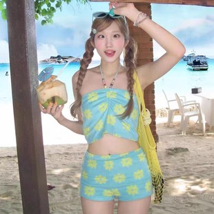 2025 New Thai Floral Sexy Separates Swimsuit Women's Niche Summer Ins Style Beach Vacation Bikini