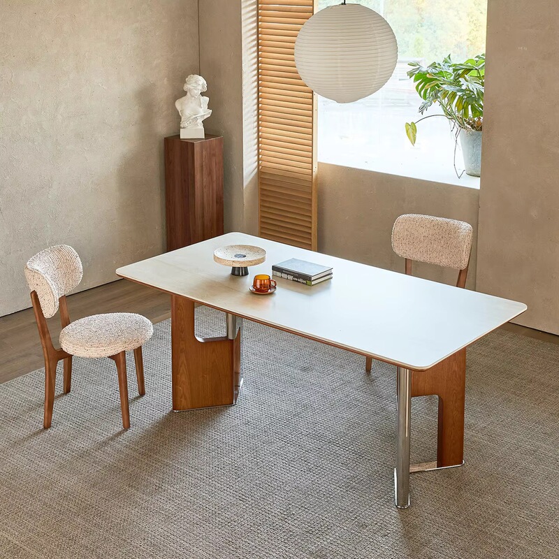 Modern Medieval Style Solid Wood Dining Table Commercial Dining Table for Hotels Luxurious Solid Wood Leg Table