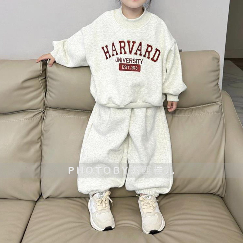 Brand winter fashionable set for men and women with letters