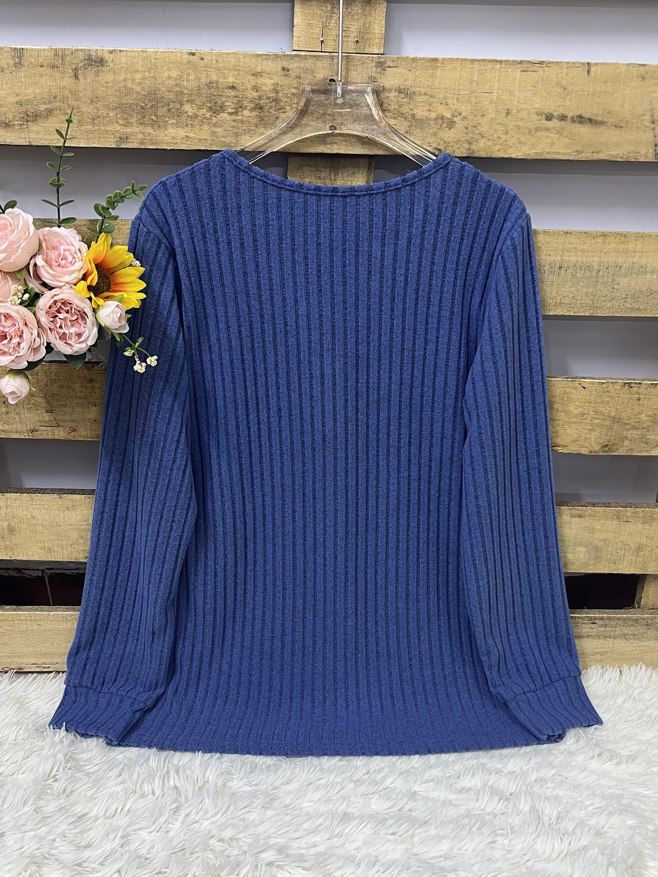 Women's Clothing Round Neck Casual Knitted T-Shirt Long Sleeve Button Detail Autumn/Winter_ecoleips.com