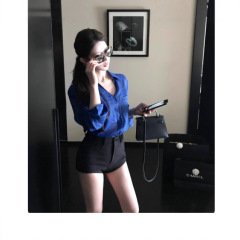 kubiliv高智雅痞老钱慵懒感苎麻v领长袖克莱因蓝显白衬衫上衣