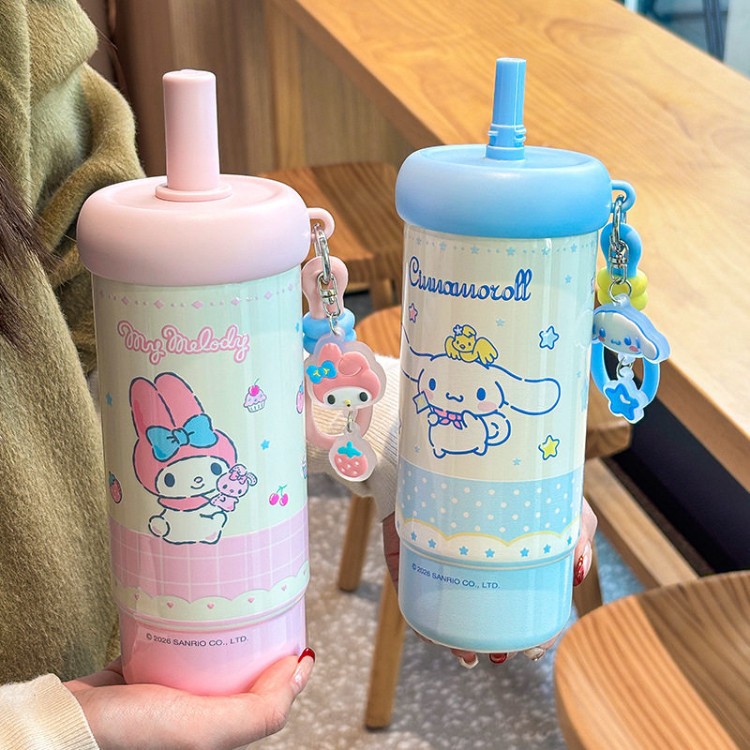 Sanrio taza de paja de aislamiento térmico 2026 nuevo tipo de taza de tritan animada para perros tritan gran capacidad