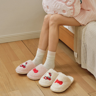 HelloKitty����Ь�Ӽ��҃ȿɐۿ�ͨ�o������������ů�����ӽq��Ь