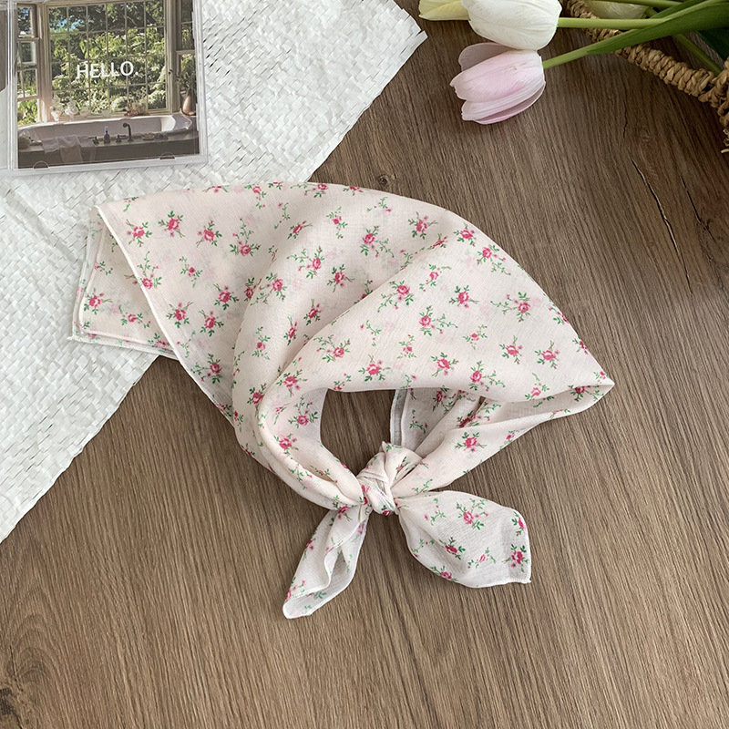 Pañuelo cuadrado pequeño, bufanda de seda, pañuelo floral de moda de verano para mujer, cinturón para el cabello de estilo pastoral, bufanda pequeña de alta calidad, accesorios para el cabello multifuncionales