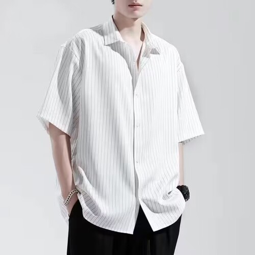 Summer ice silk striped five-quarter sleeve shirt, men's casual thin loose black high-quality handsome short-sleeved shirt