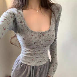 法式碎花低胸修身短款甜辣上衣女 设计感时尚长袖打底百搭上衣潮