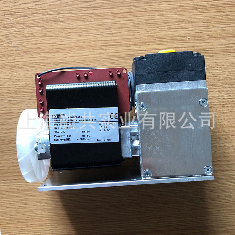 德国KNF隔膜真空泵N815KNE N815KTE烟气分析VOC抽气泵CEMS采样泵