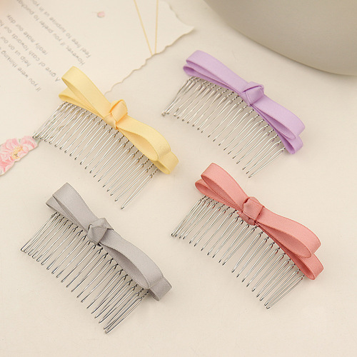 Short bangs combed down, decorative butterfly knot hair accessories, hair clips, hairpins, headbands, hair combs, hair picks, hair forks