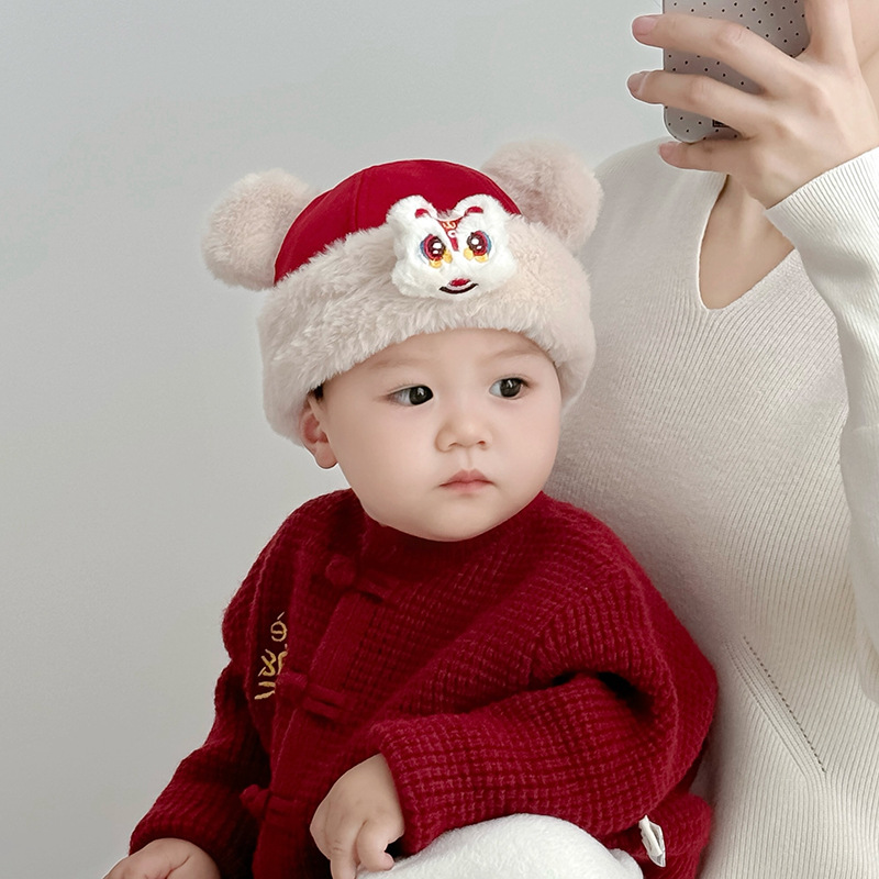 Año Nuevo, sombrero rojo para niños, sombrero de invierno cálido y grueso, sombrero de piel de peluche para bebés de un año para hombres y mujeres