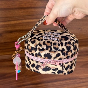 ��Ů�ı��y���w���y��С����ins�L���ֵ�����y�����ռ{С����