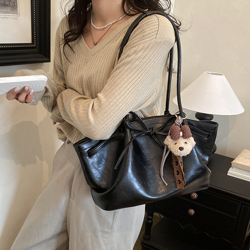 Túi tote nữ cỡ lớn dáng shopping đeo vai kẹp nách — Màu cà phê Không có mặt dây chuyền, Màu nâu không có mặt dây chuyền, Rượu vang đỏ không có mặt dây chuyền, Đen không có mặt dây chuyền chi tiết 20