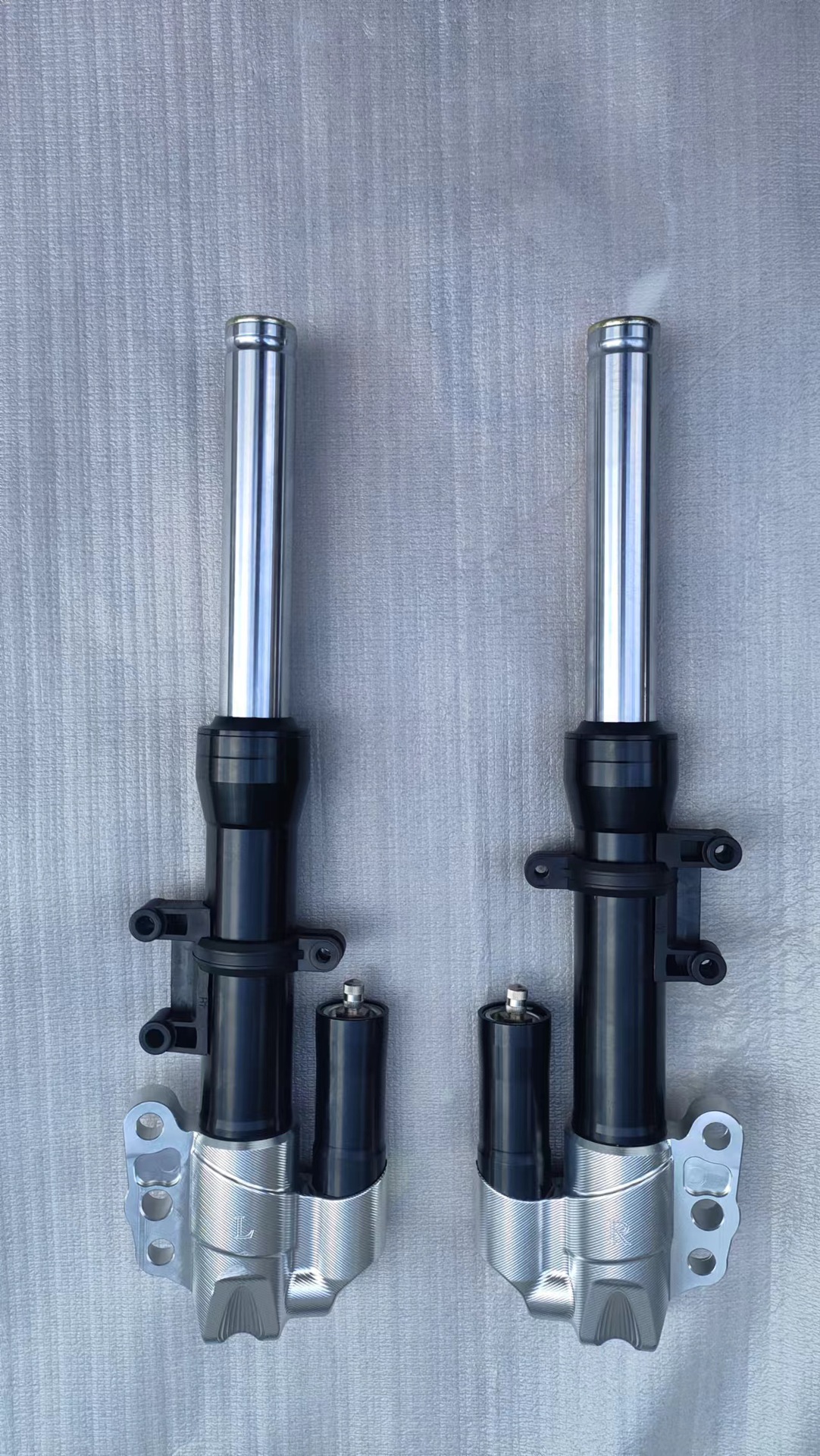 Factory Direct Sales Fast Double Bead 30-Core Front Shock Absorber Competition 340-350-360-380 High-Speed Shock Absorber