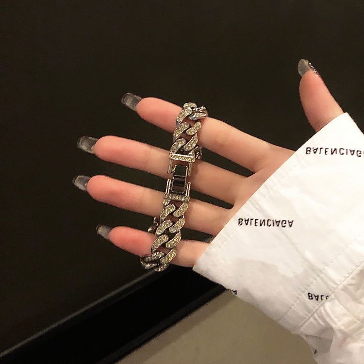 Wang Jiaer Same Cuban Coarse Bracelet Female Summer Ins Design Men's Trendy Cold Wind Couple Bracelet Accessories Trend Wang Jiaer Same Cuban Coarse Bracelet Female Summer Ins Design Men's Trendy Cold Wind Couple Bracelet Accessories Trend