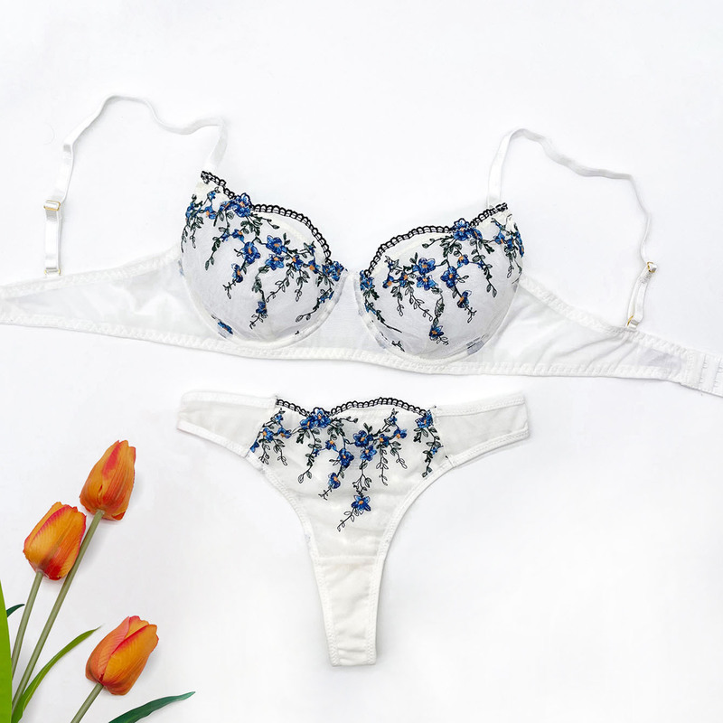 New Flower Embroidered Sexy Temptation Sexy Lingerie Ultra-thin Perspective Big Chest Small Bra suit