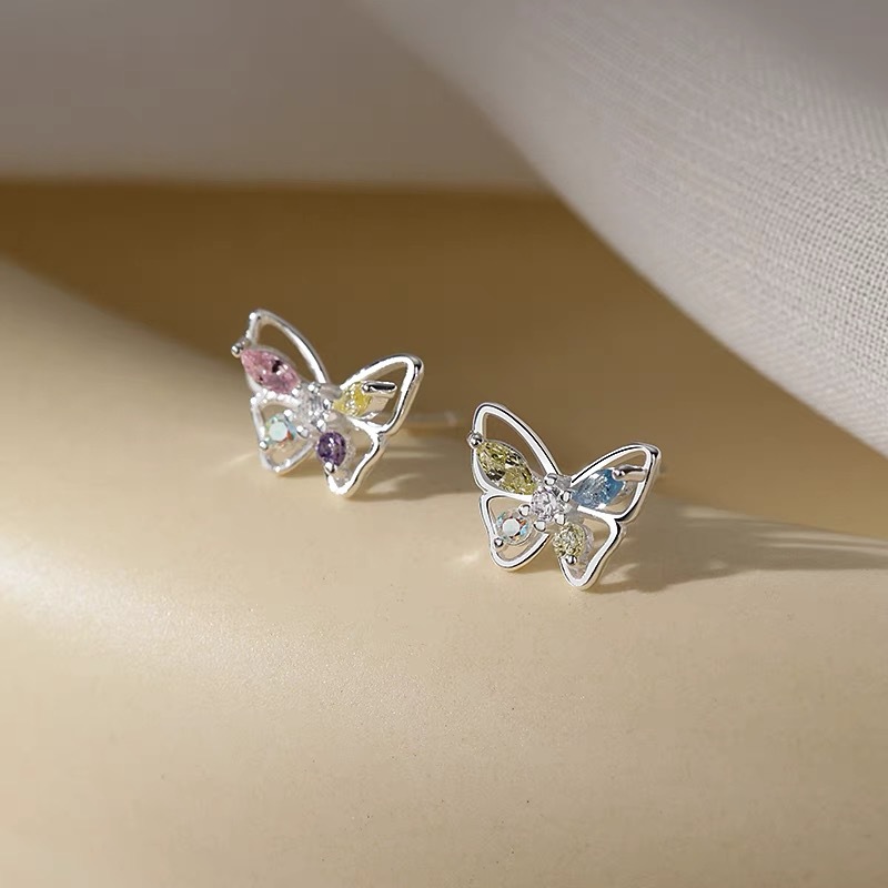 2g Weight 925 Sterling Silver Ear Needle Material Ear Studs Classification 1 Pair Quantity Daily, Street Occasion 925 Sterling Silver Material Butterfly Pattern Women's Gender Plating Design Sweet, Simple Style Style 1 Pair 925 Sterling Silver Butterfly Ear Studs 1