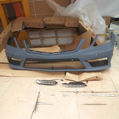 Suitable for 09-16 Mercedes-Benz E-Class Big Surrounded - 09-13-mercedes-benz-e-class-modified-e63-front-bumper
