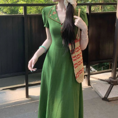 【风铃草】复古轻法式刺绣翻领连衣裙女夏季气质显瘦长裙